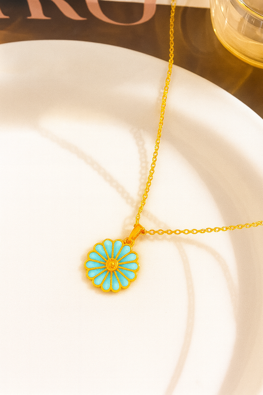 Sky Green Daisy Pendant Necklace – Gold Chain
