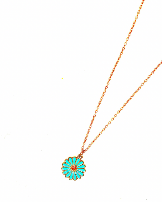 Sky Green Daisy Pendant Necklace – Gold Chain