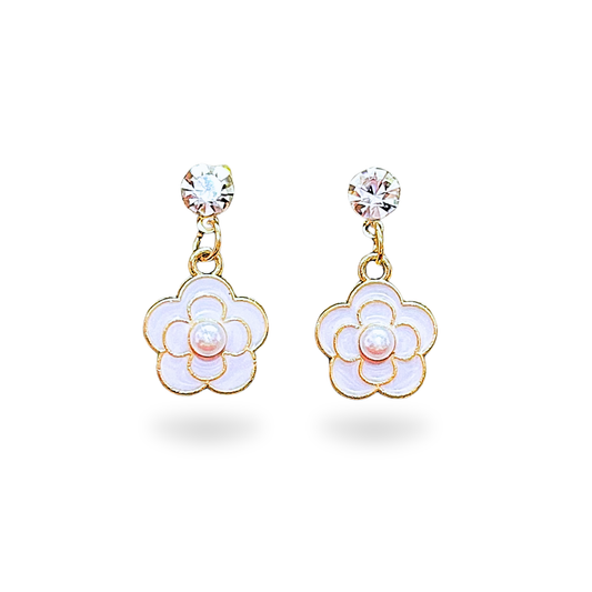 Floral Pearl White Necklace Set