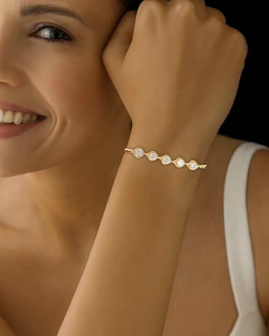 Golden Teardrop Bracelet