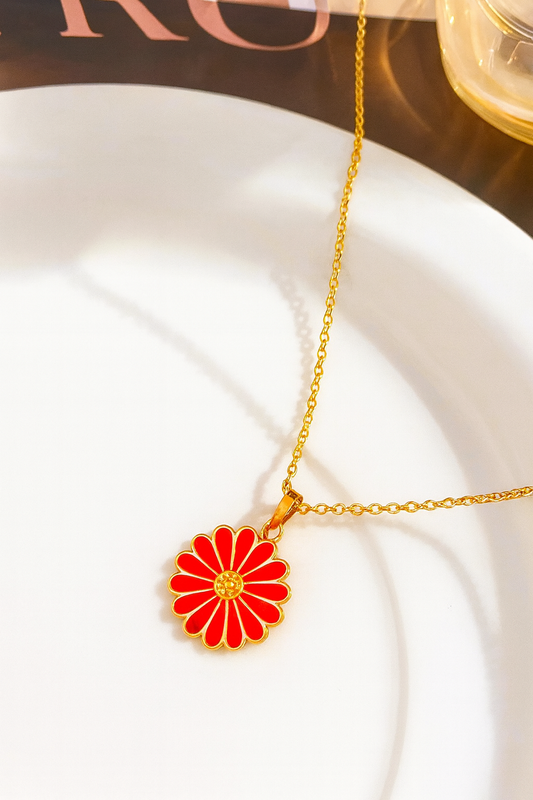 Red Daisy Pendant Necklace – Gold Chain