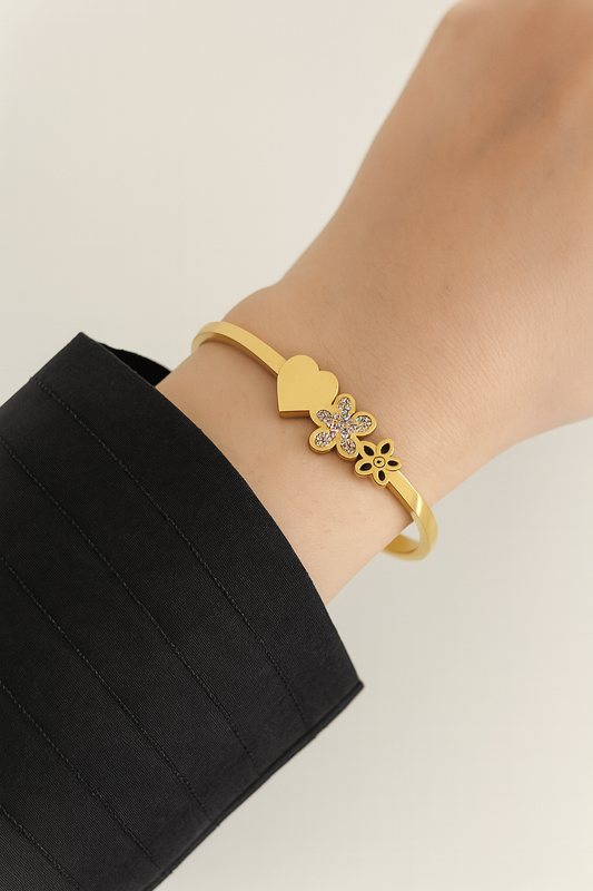 Gold Heart & Flower Bracelet
