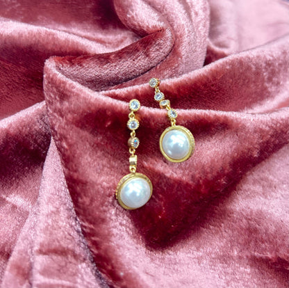 Pearl Glow Earrings