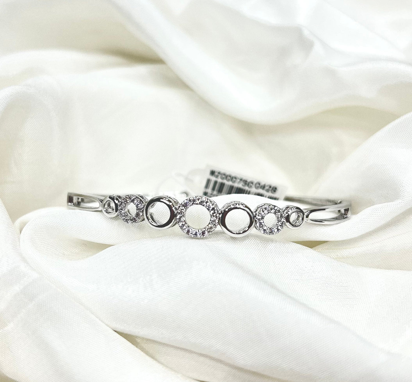Crystal Circle Elegance Bracelet