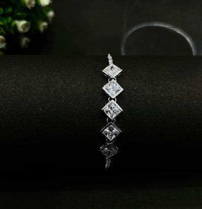 Diamond Cut Bracelet (Adjustable size)