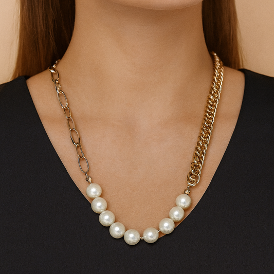 Pearl & Gold Chain Statement Necklace – Modern Elegance