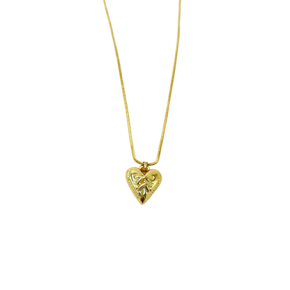 Elegant Heart Gold Pendant