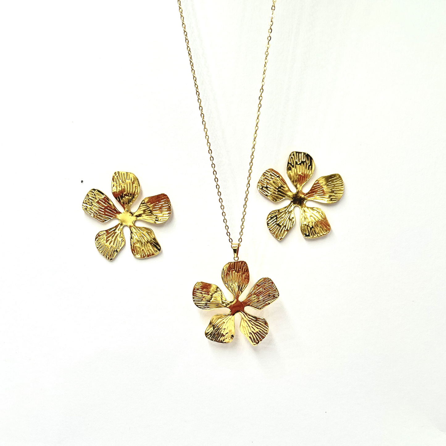 Golden Bloom Jewellery Set