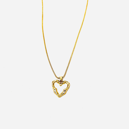 Minimal Gold Heart Pendant Necklace