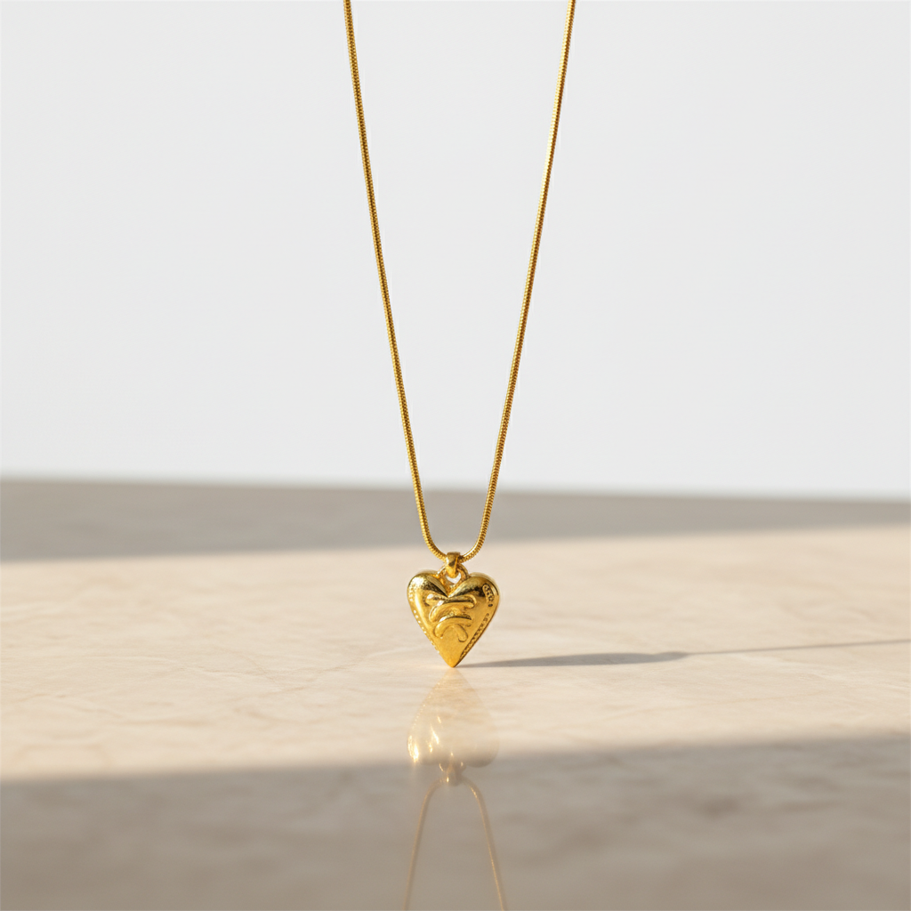 Elegant Heart Gold Pendant